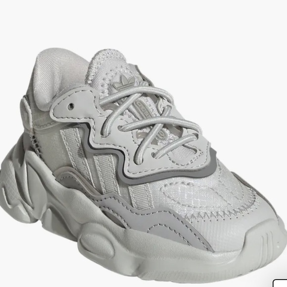 Other - Toddler Adidas Osweego Sneaker in Grey